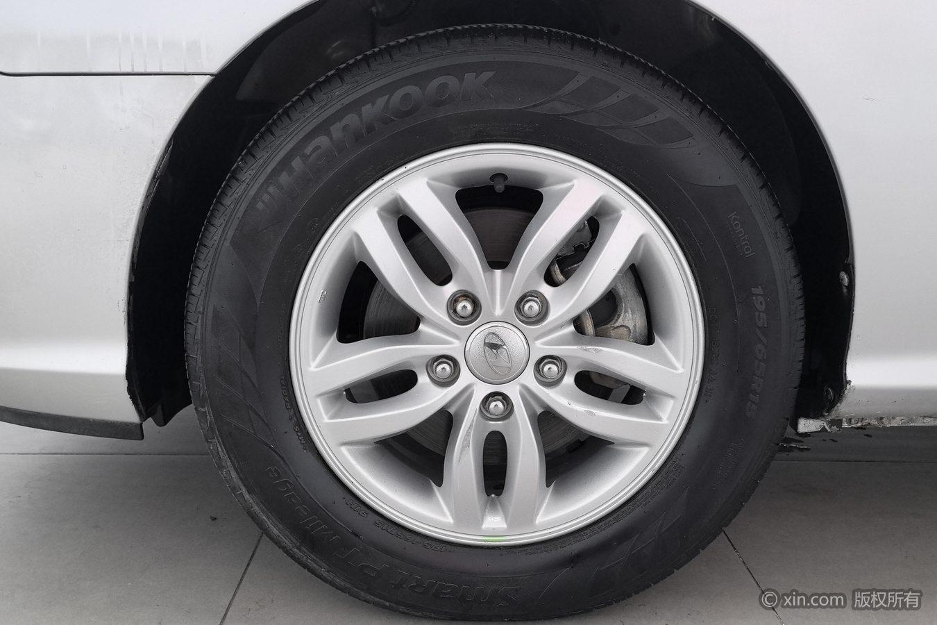 Hyundai Elantra 2011 1.6L AT Luxury