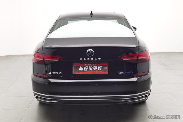 Volkswagen Passat PHEV id 3816623 из Китая 12