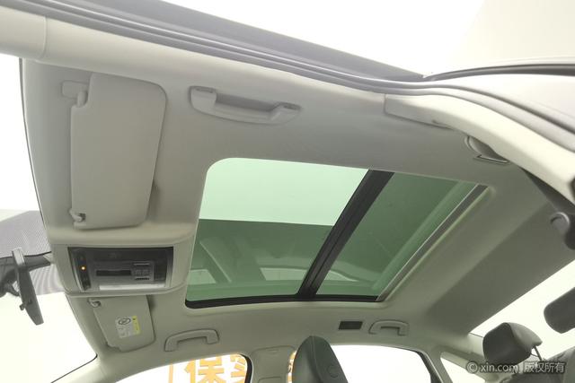 Volkswagen Passat PHEV id 3816623 из Китая 16