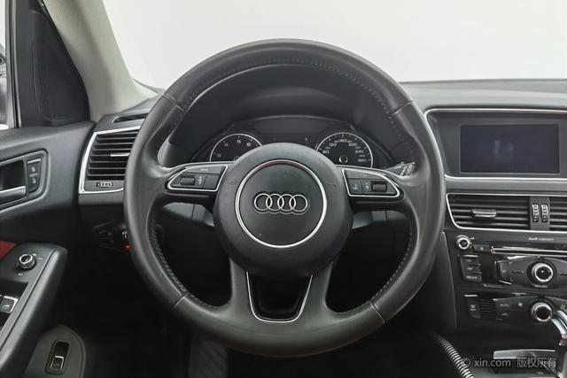 Audi Q5 2015 40 TFSI — фото 14