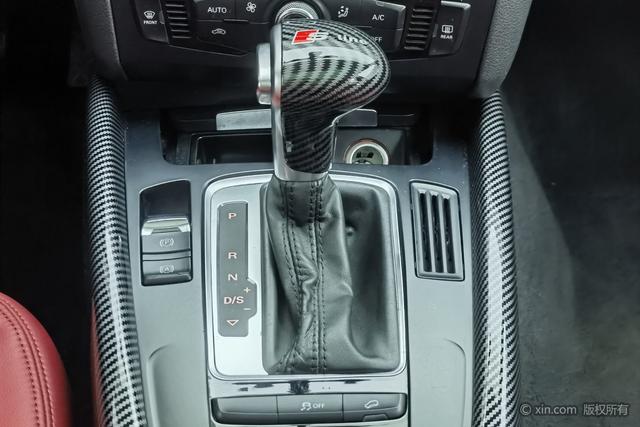 Audi Q5 2015 40 TFSI — фото 15