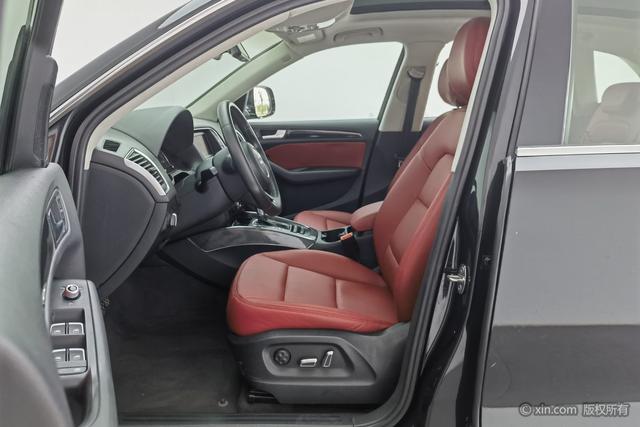 Audi Q5 2015 40 TFSI — фото 17