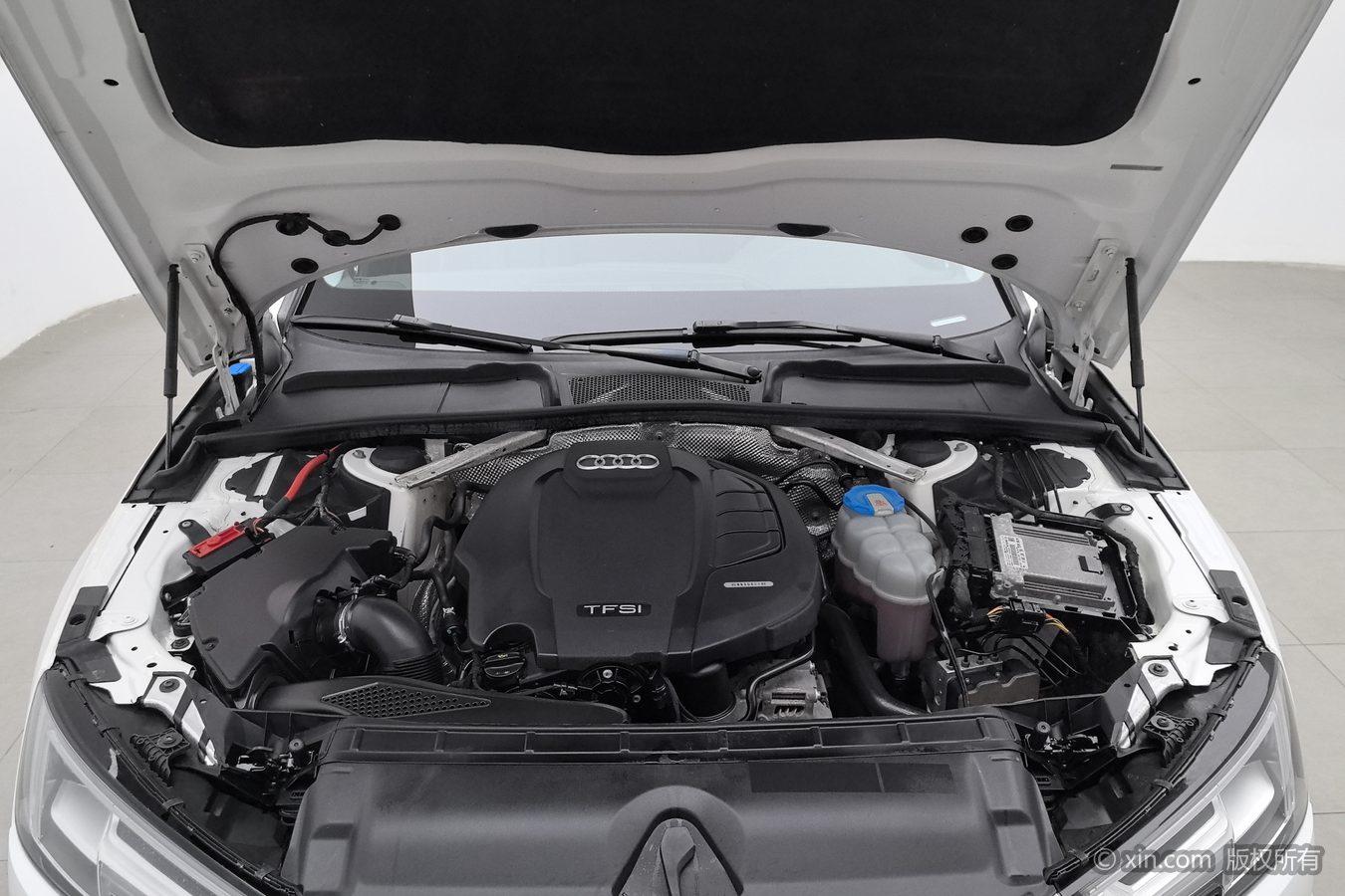 Audi A4L 2019 40 TFSI Fashion V