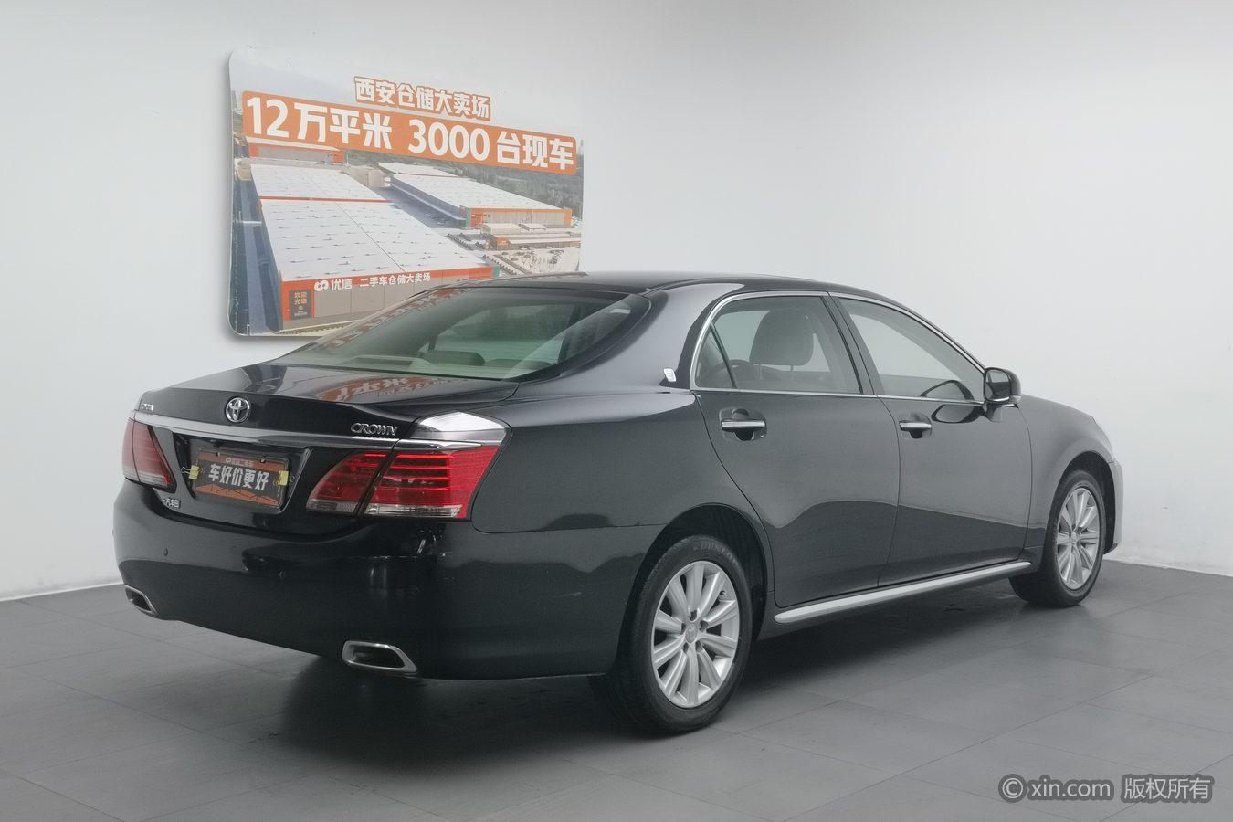 Toyota Crown 2012 2.5L Royal