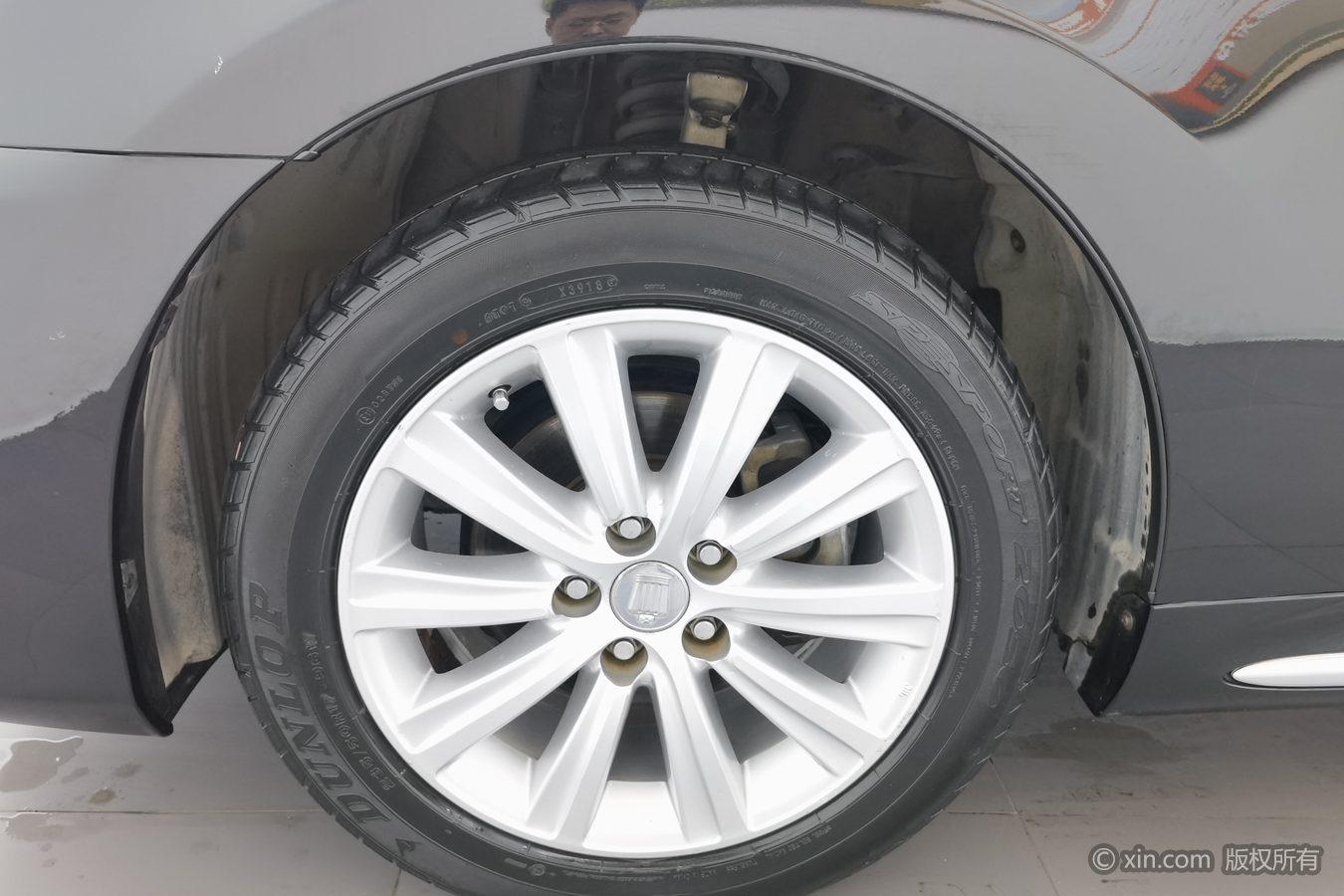 Toyota Crown 2012 2.5L Royal