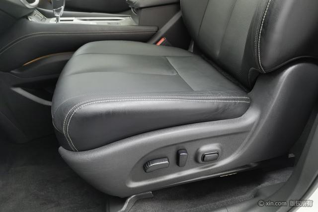 Nissan Murano 2019 2.5 L XL 2 WD V — фото 11