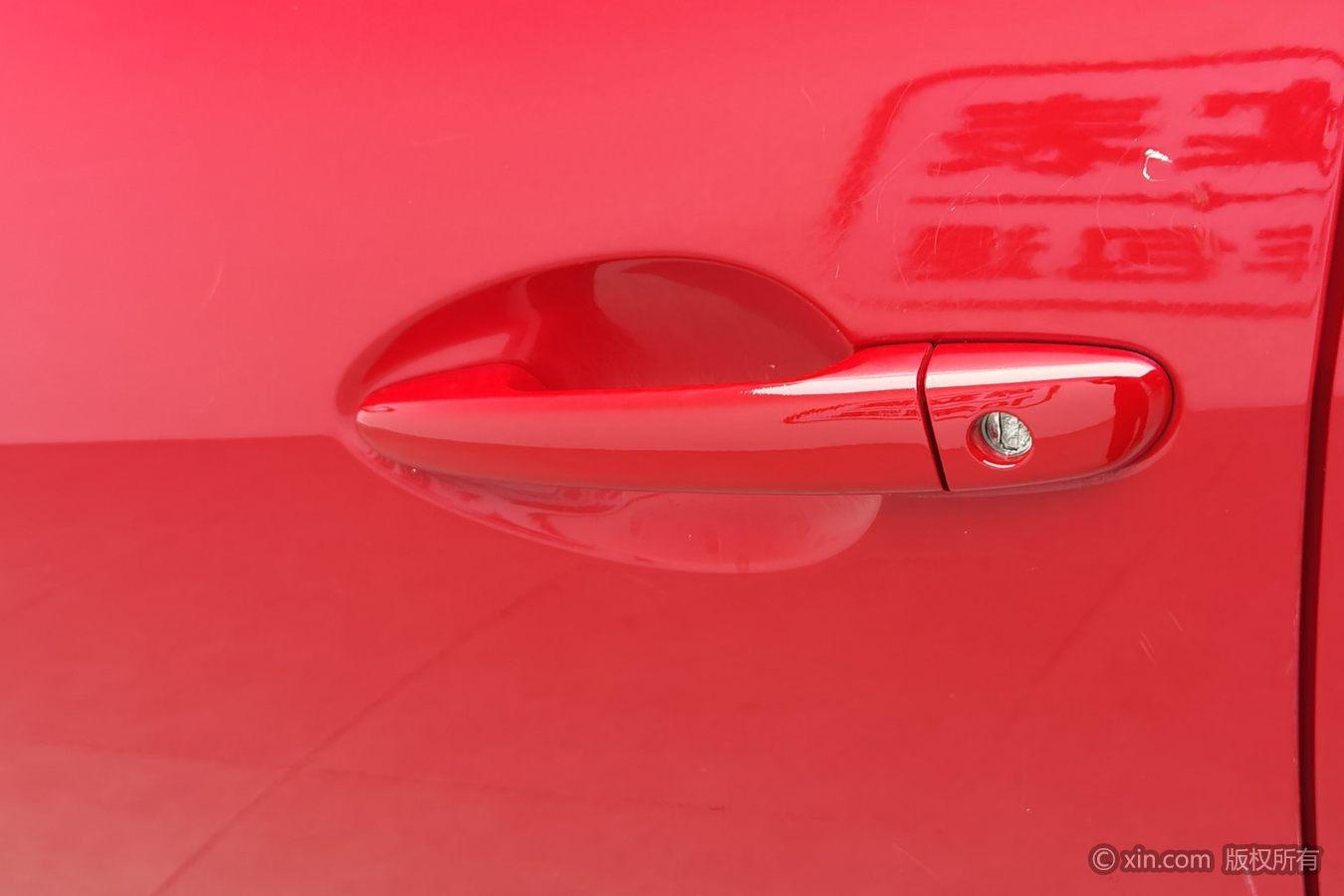 Mazda Ruiyi 2012 2.0L AT Elite