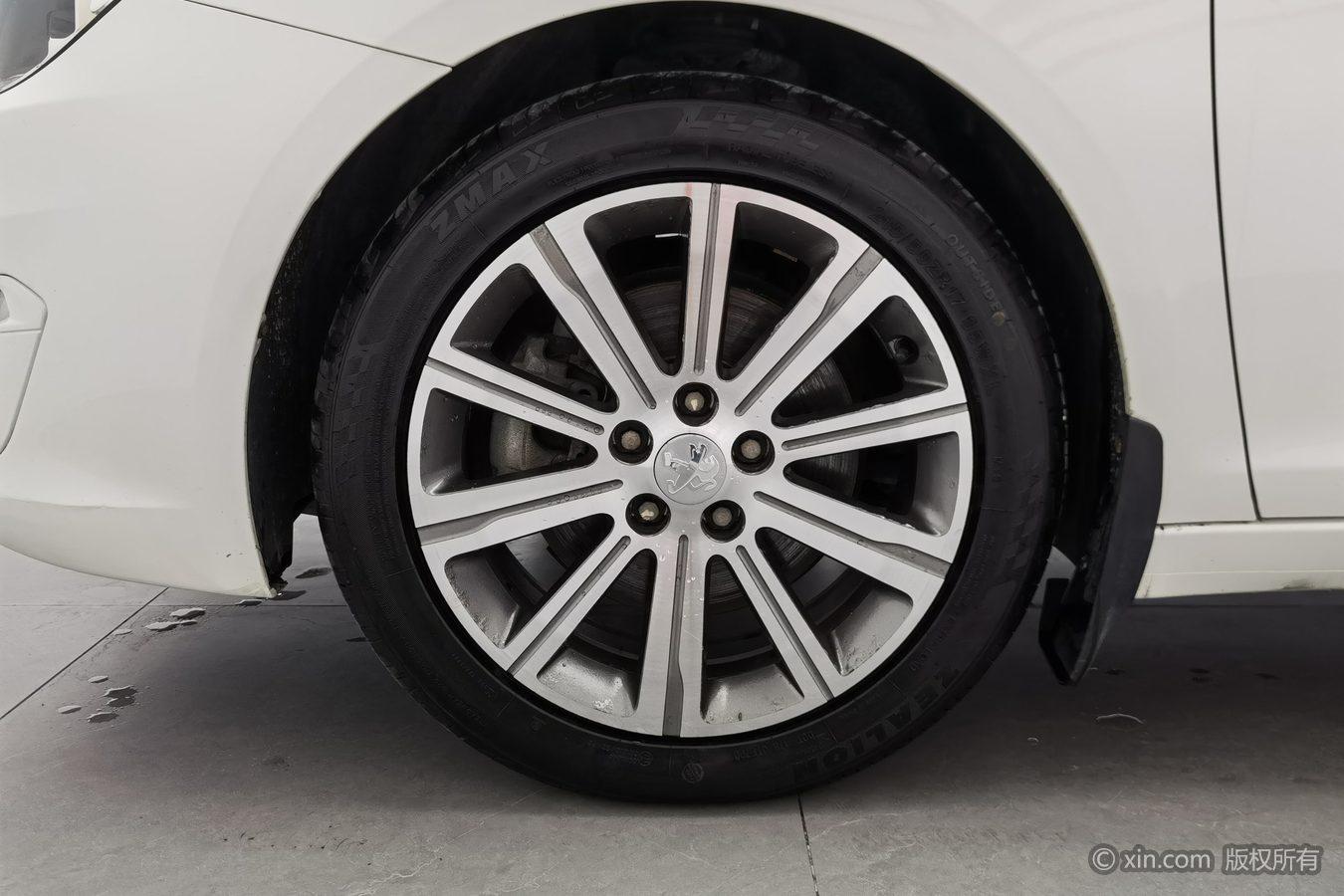 Peugeot 408 2014 1.6T AT Luxury