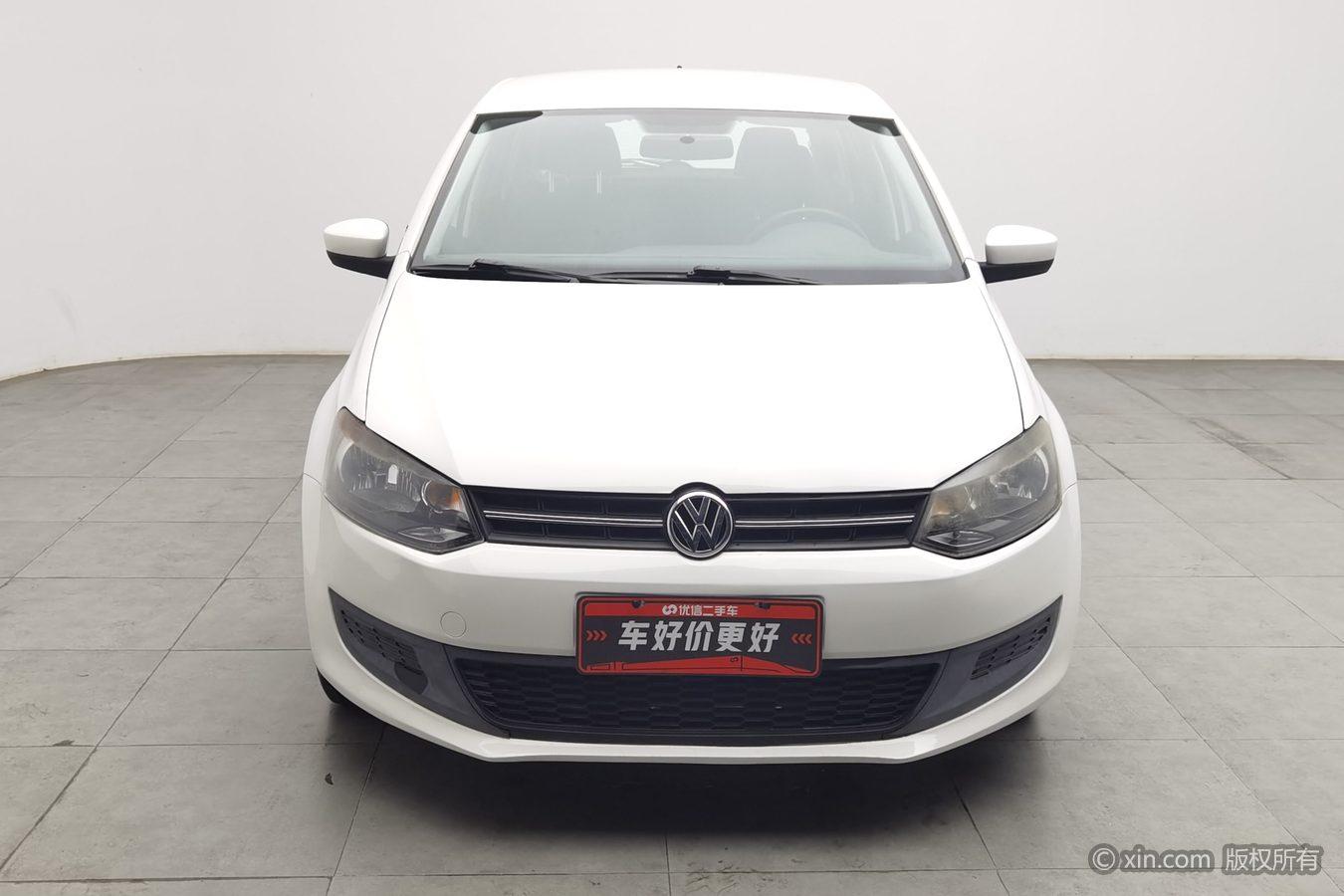 Volkswagen Polo 2011 1.4L MT