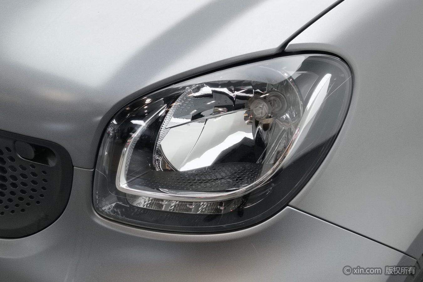 Smart fortwo 2015 1.0L 52