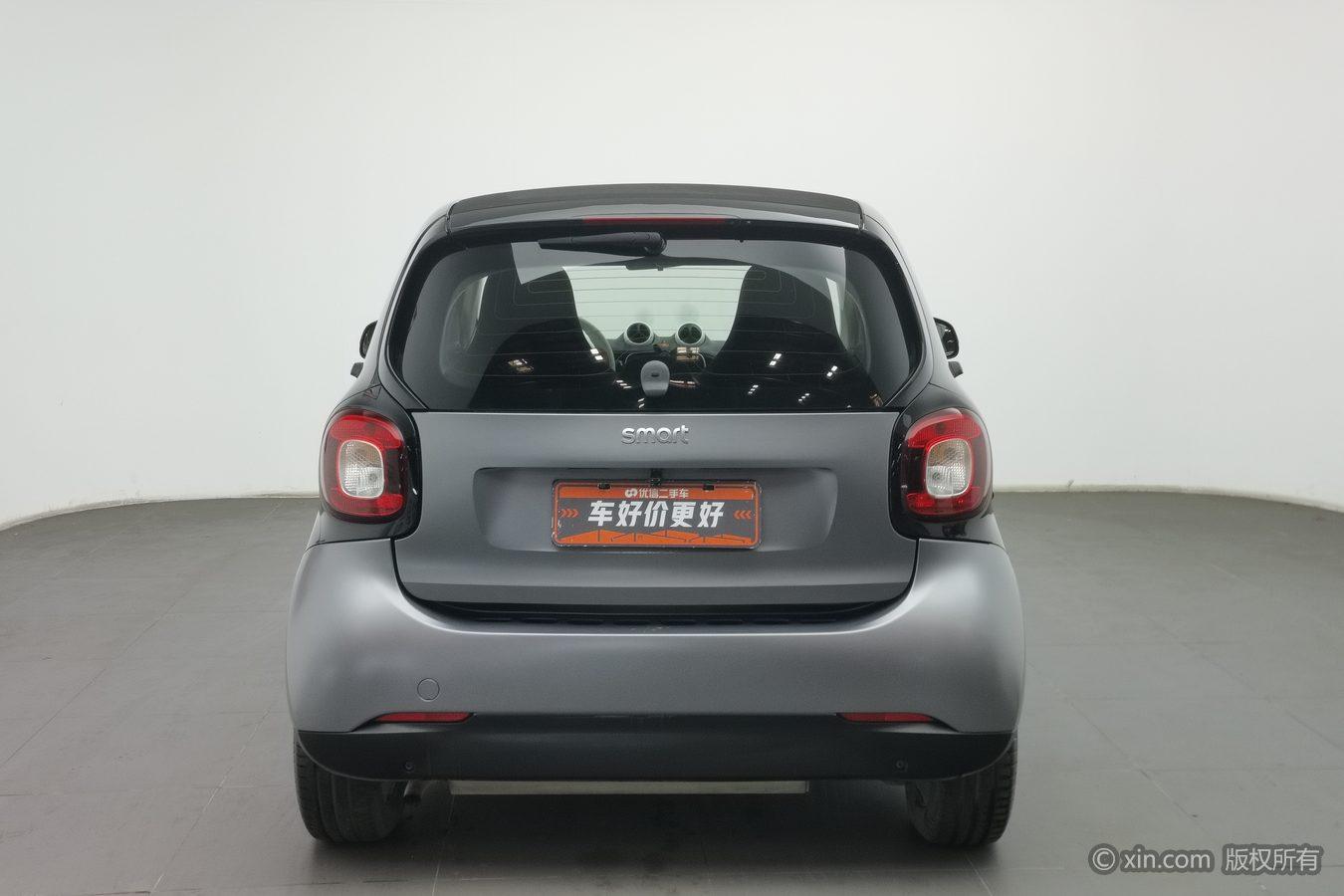 Smart fortwo 2015 1.0L 52
