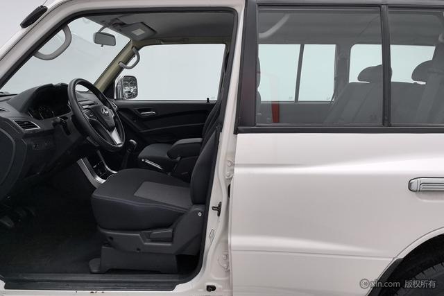 Liebao Q6 2015 2.4 L MT 4 WD — фото 17
