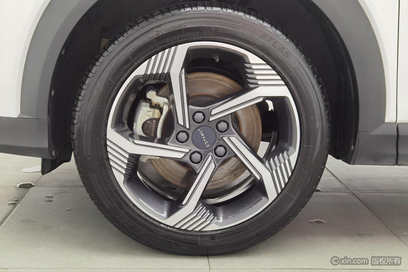 Lynk & Co 06 2023 Remix 1.5T Pro