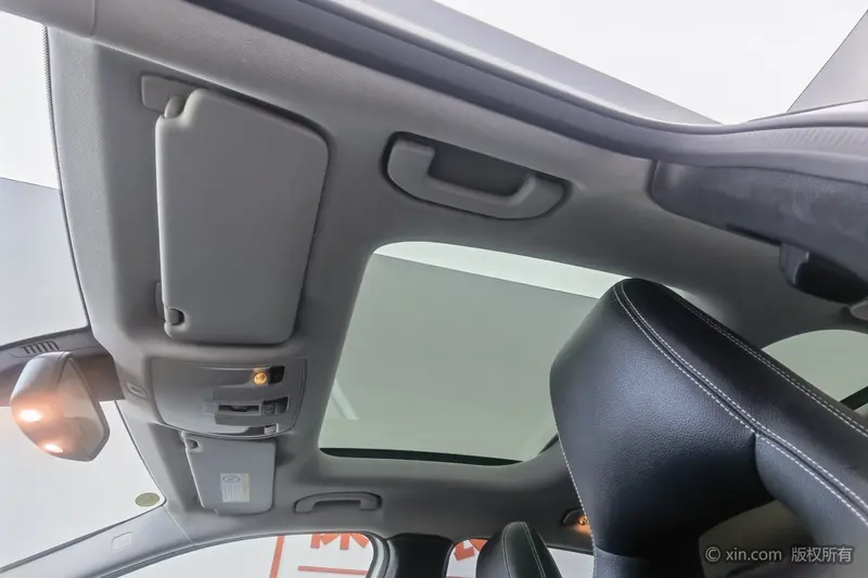 Mercedes-Benz GLA 220 4 MAT IC Luxury — фото 15