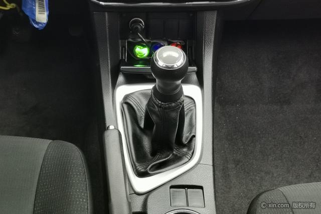 Toyota Corolla 2017 1.6 L MTGL V — фото 14