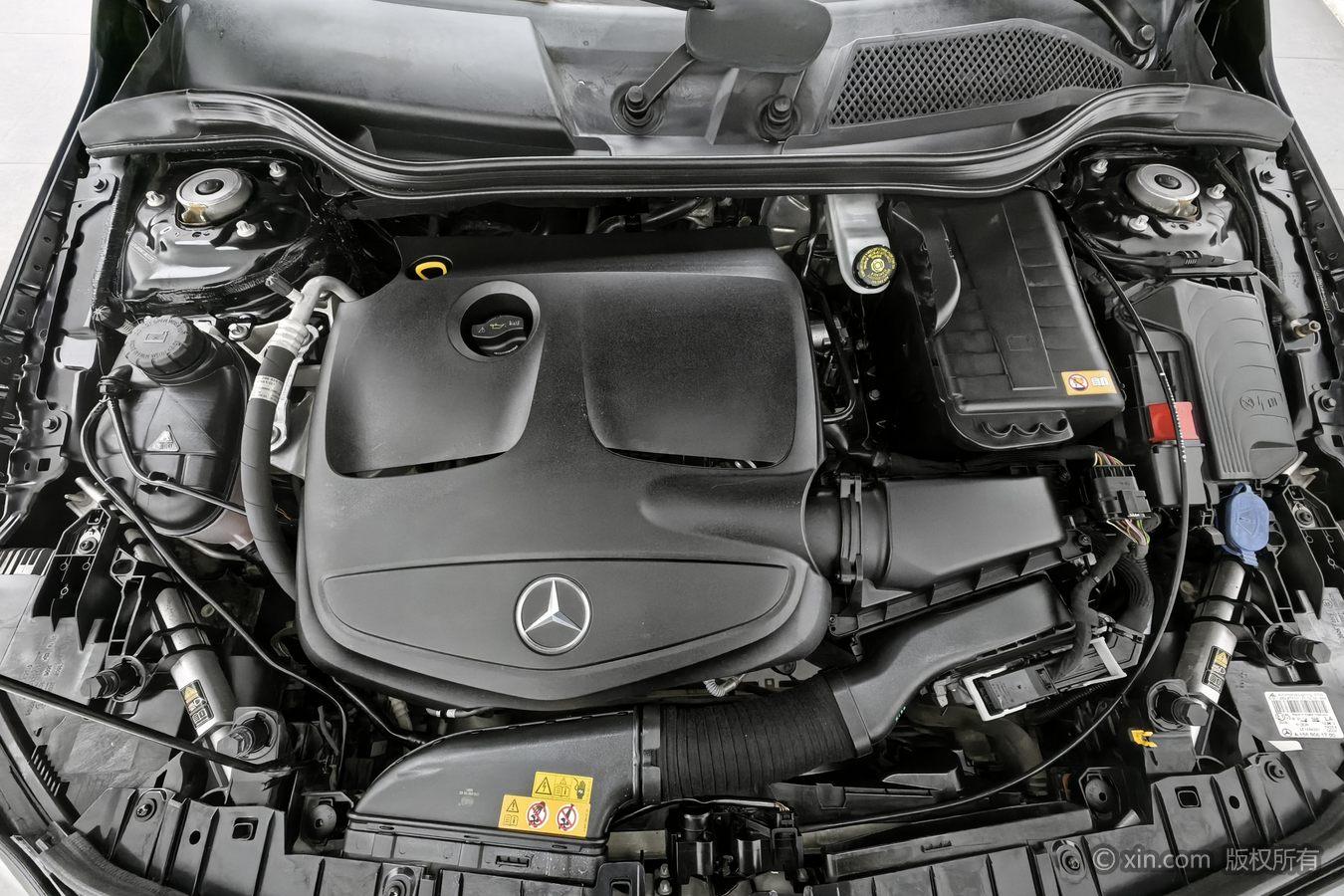 Mercedes-Benz GLA 2015 GLA 220 4MATIC Luxury