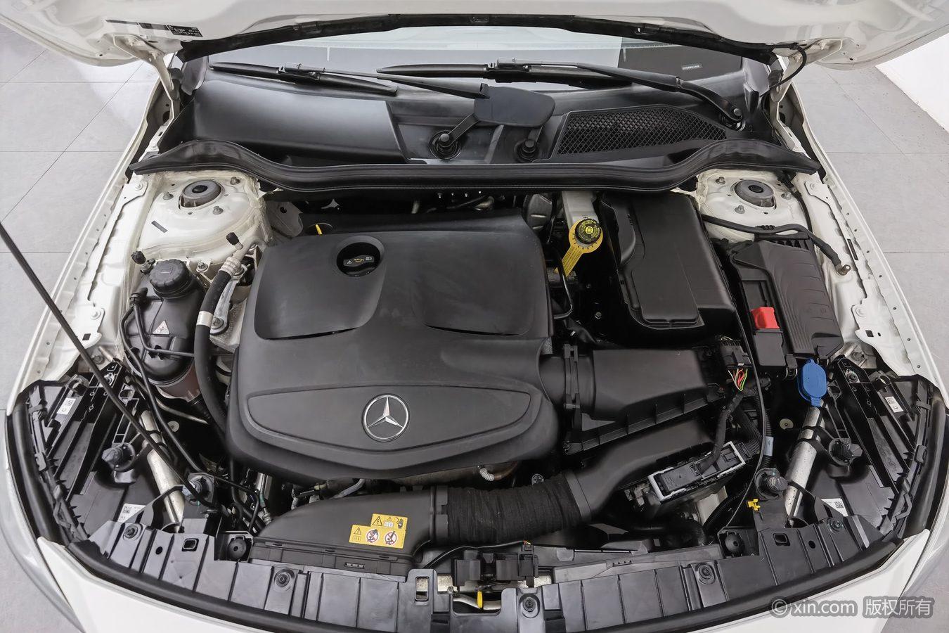 Mercedes-Benz GLA 2017 GLA 220 4MATIC Fashion