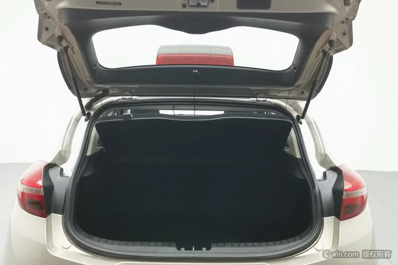 Geely Emgrand GS — фото 19
