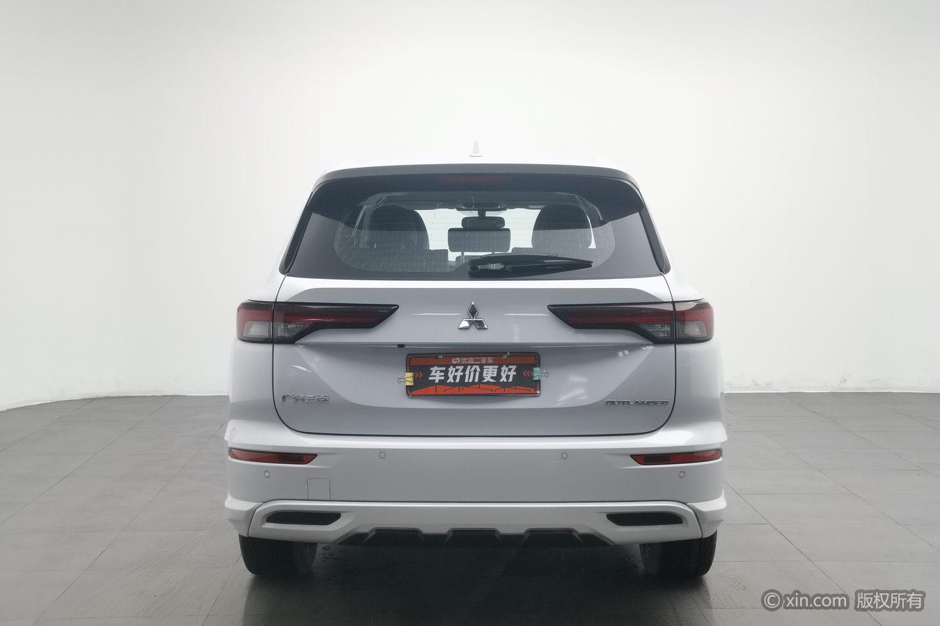 Mitsubishi Outlander 2023 1.5T CVT 7 мест