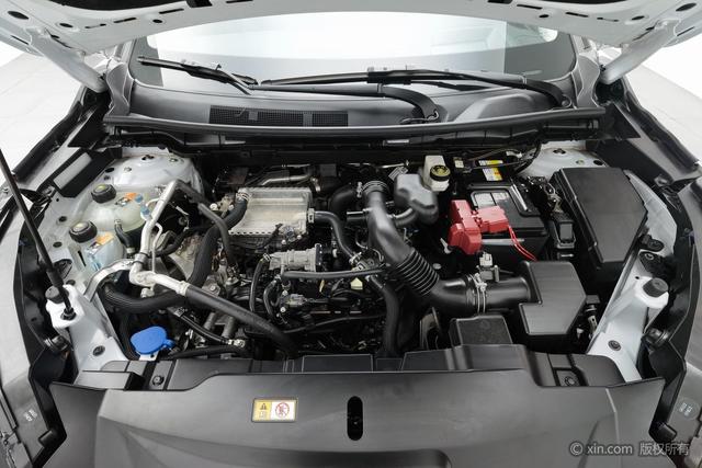 Mitsubishi Outlander 2023 1.5 T CVT 4 WD 7 — фото 5