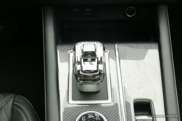 Mitsubishi Outlander 2023 1.5 T CVT 4 WD 7 — фото 16