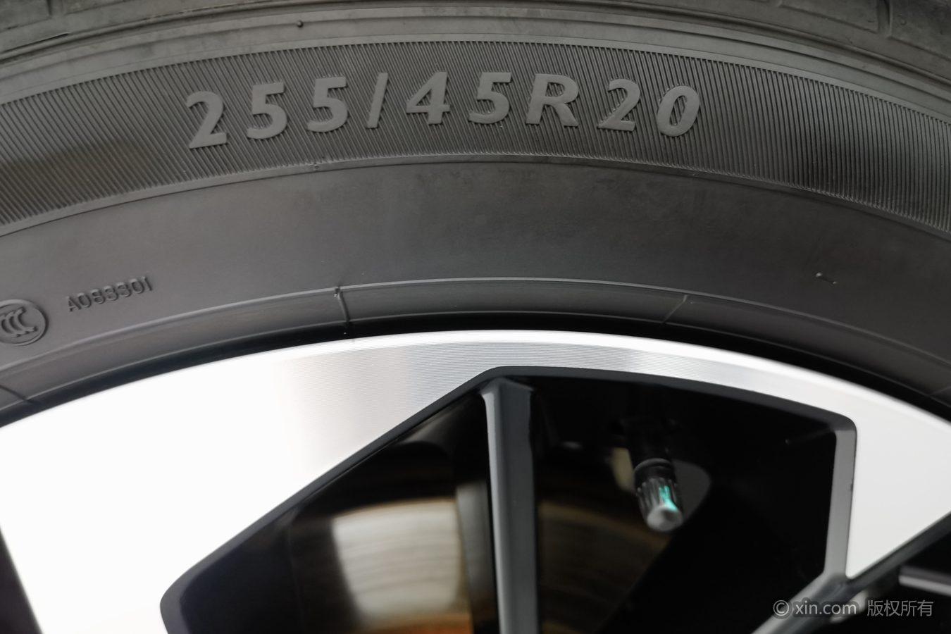 Mitsubishi Outlander 2023 1.5T CVT 7 мест