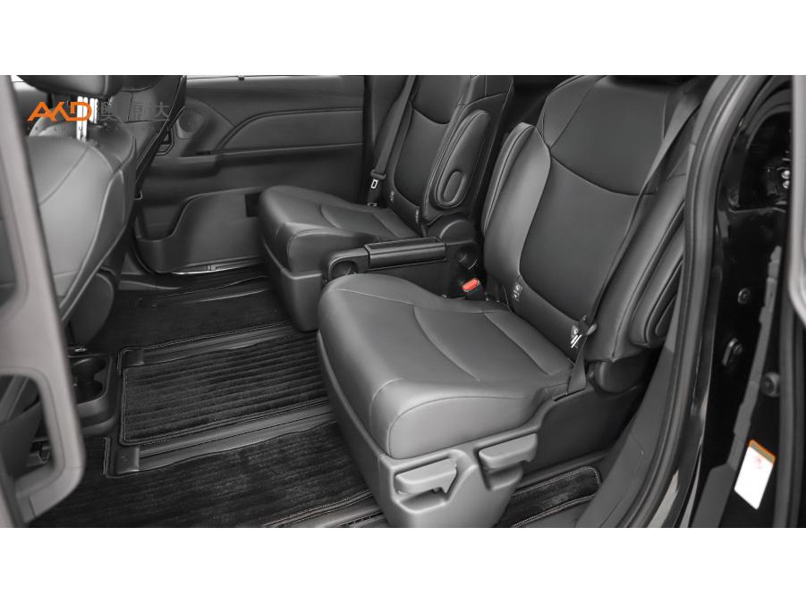 Toyota Granvia 2024 2.5L Luxury