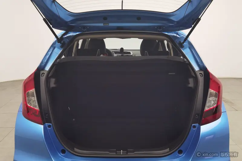 Honda Fit — фото 18