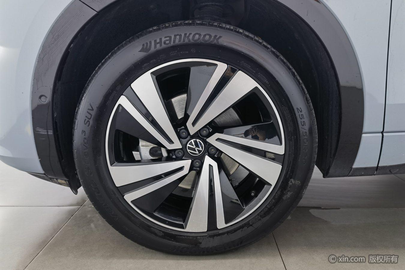 Volkswagen Tavendor 2023 380TSI R-Line