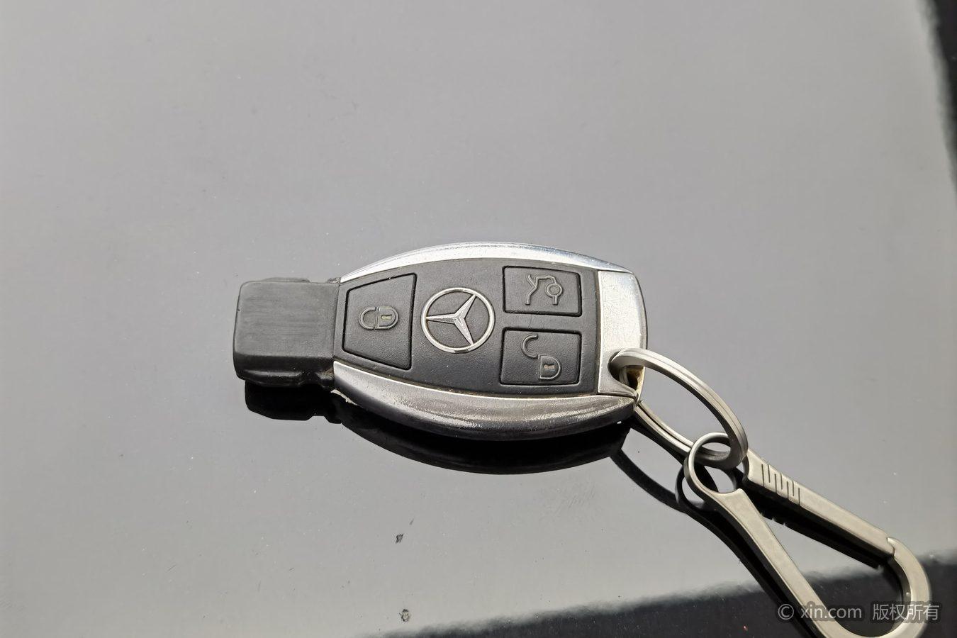 Mercedes-Benz R 2015 R 400 4MATIC