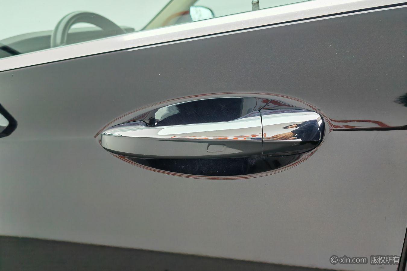Mercedes-Benz E-Class E 2022 E 300 L Luxury