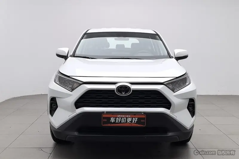Toyota RAV4 — фото 2
