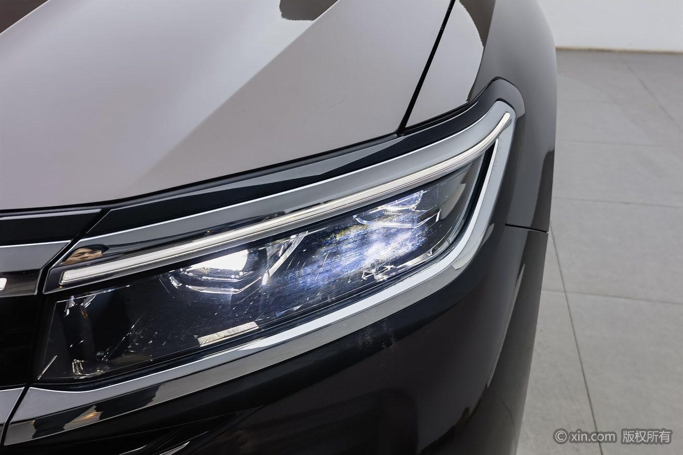 Volkswagen Viloran 2021 380TSI Luxury Pro