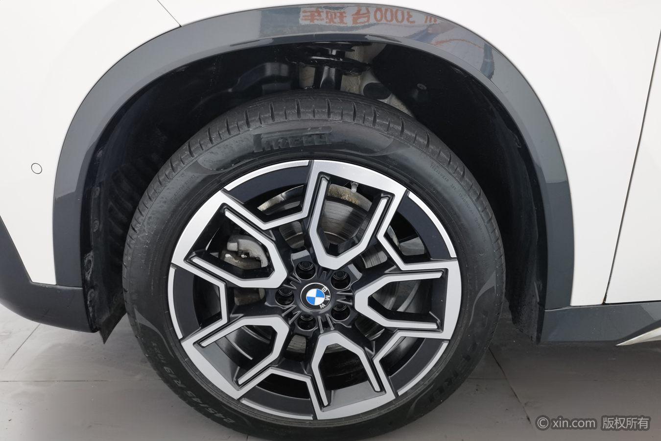 BMW X1 2023 Белый из Китая, фото 2