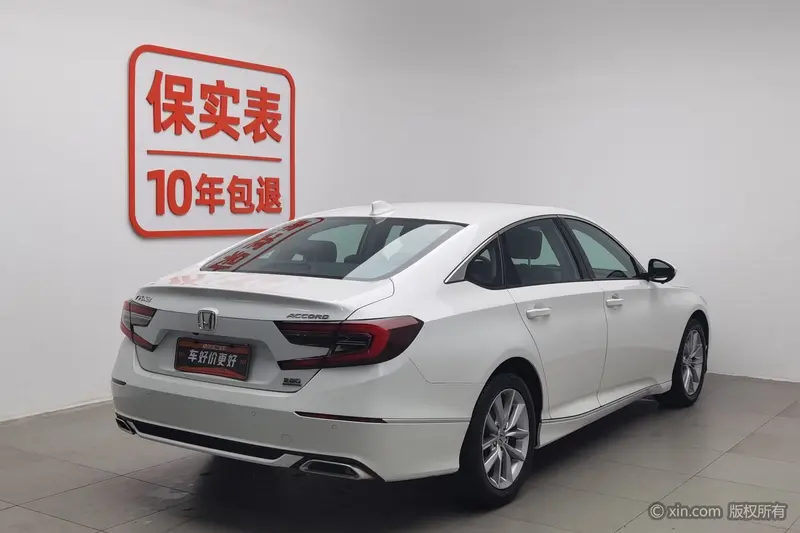 Honda Accord — фото 4