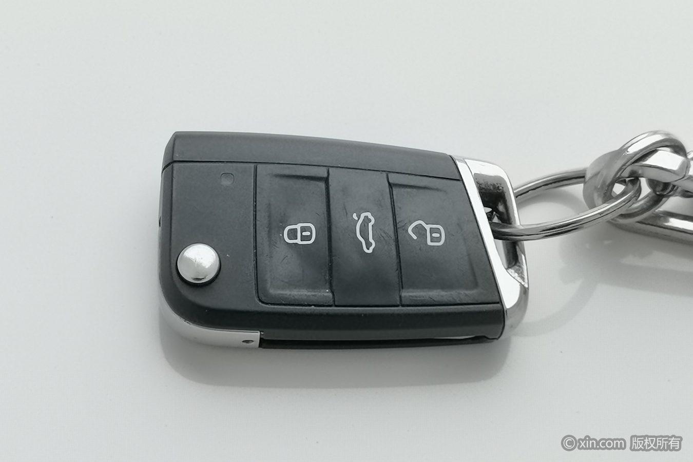 Volkswagen Tiguan L L 2022 330TSI AT R-Line