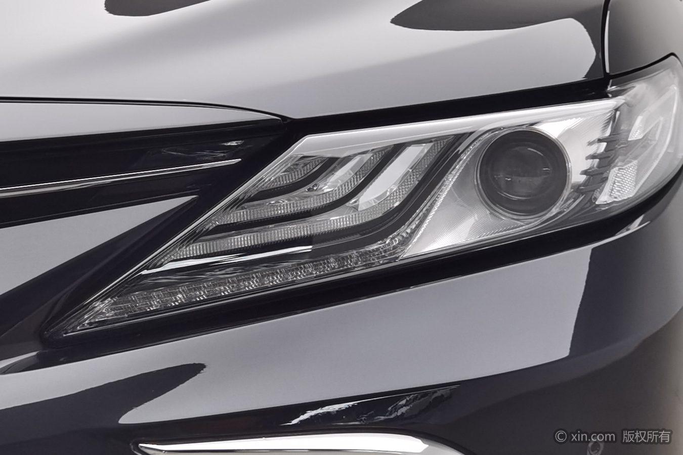 Toyota Camry 2023 2.0G Luxury