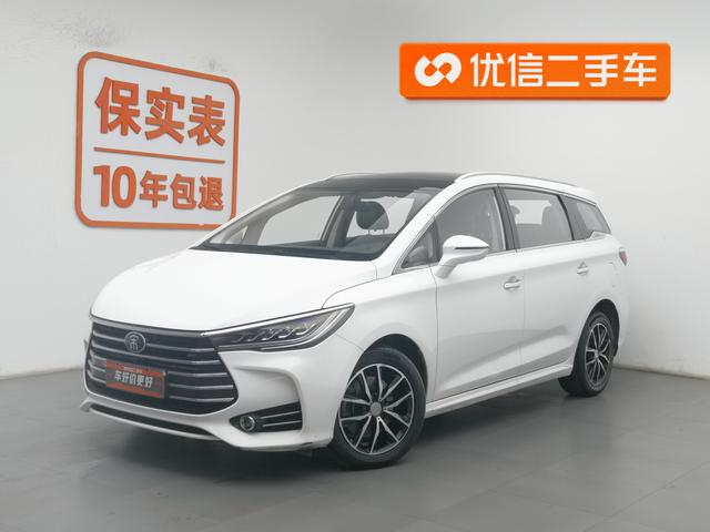 BYD Song Max 2017 года выпуска