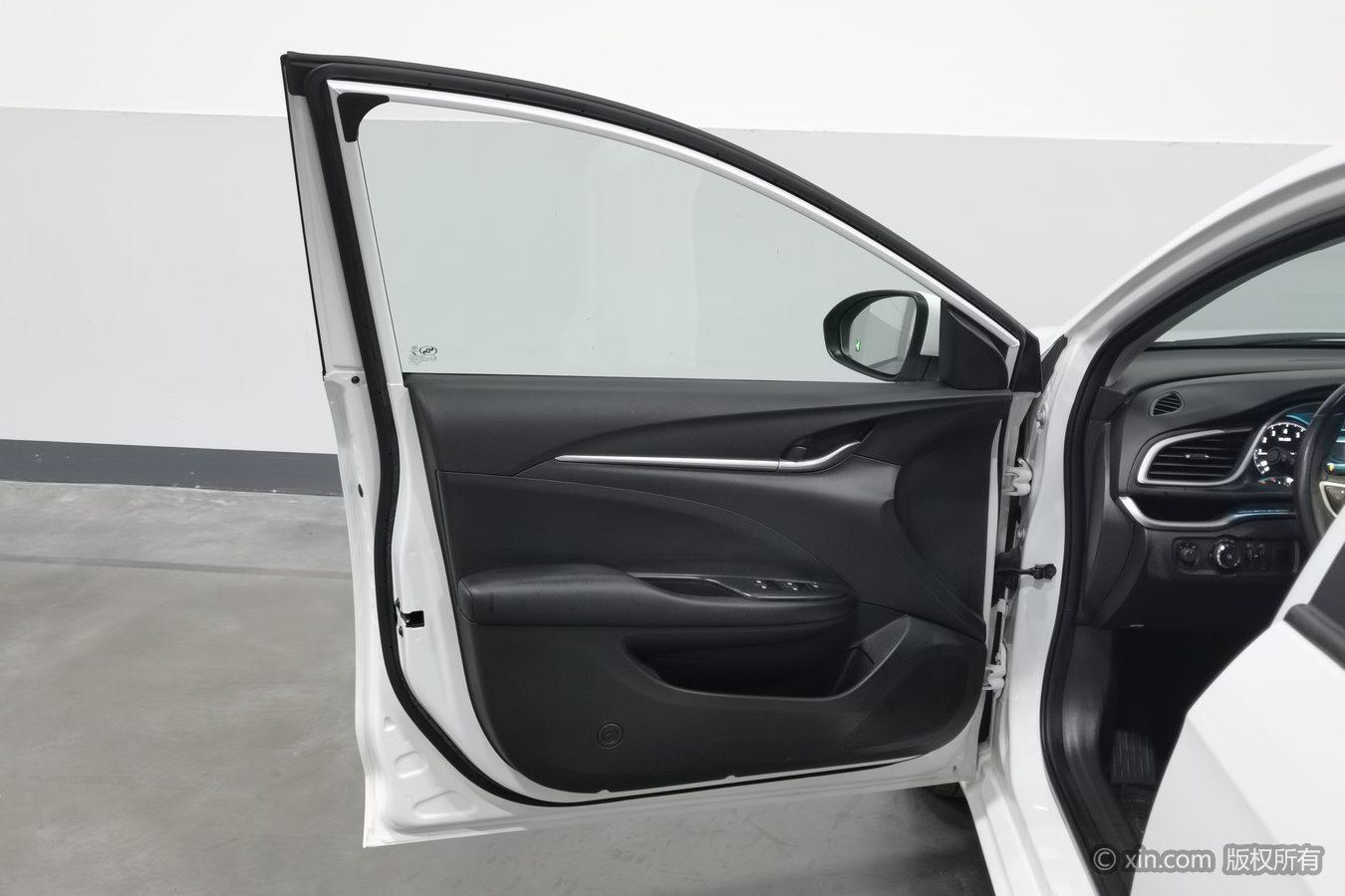 Buick Excelle GT: фотография 11 из 24