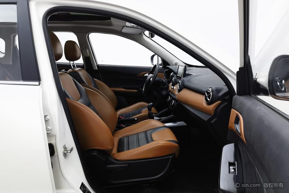 BAIC Senova X35, фото 24