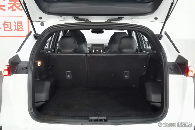 Geely Galaxy L7 — фото 15