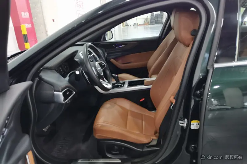 Jaguar XEL 2.0 T 250 PS R-DYNAMIC SSport — фото 12