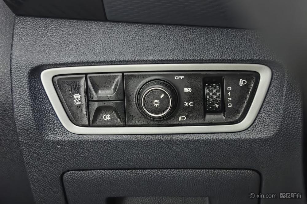 Baojun RM-5, фото 16