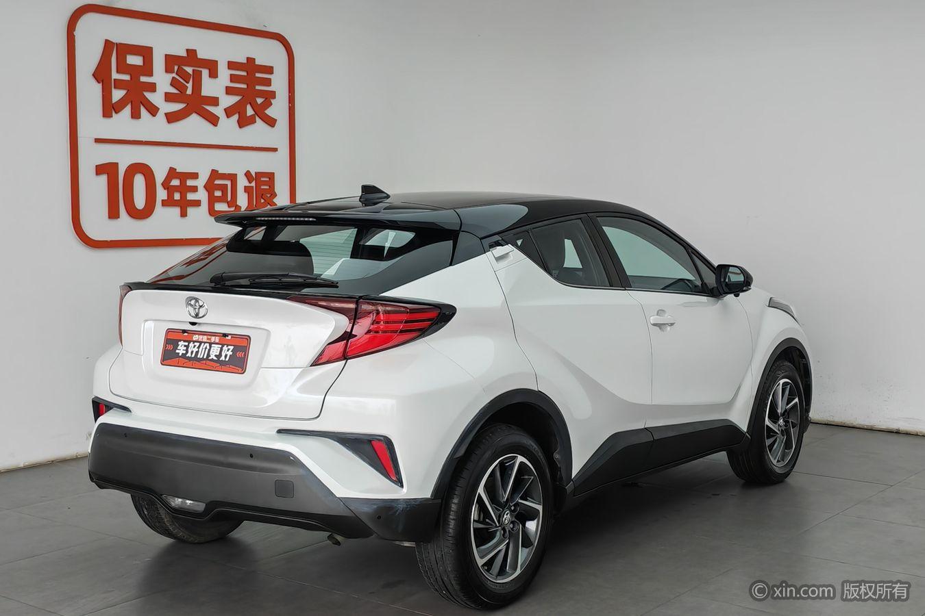 Toyota C-HR id 4439873 из Китая 17