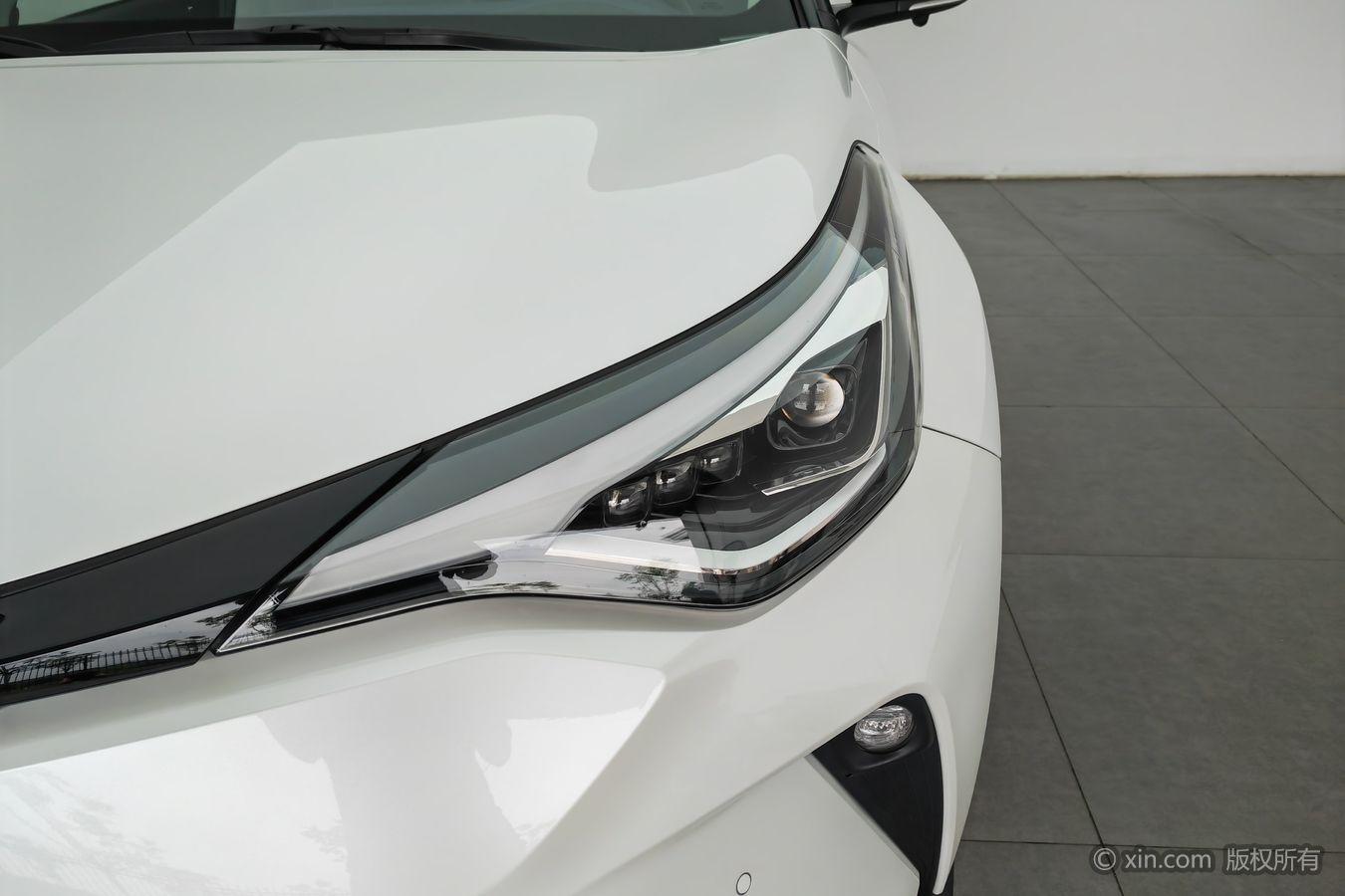 Toyota C-HR id 4439873 из Китая 19