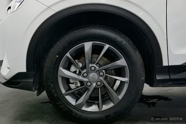 Geely Coolray 2025 1.5 L CVT — фото 8