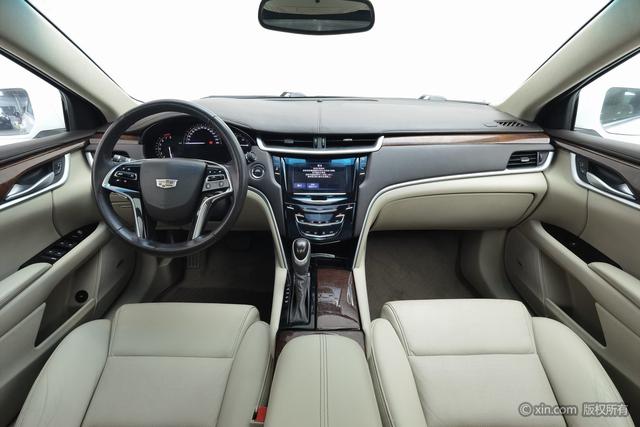 Cadillac XTS 2017 — фото 12
