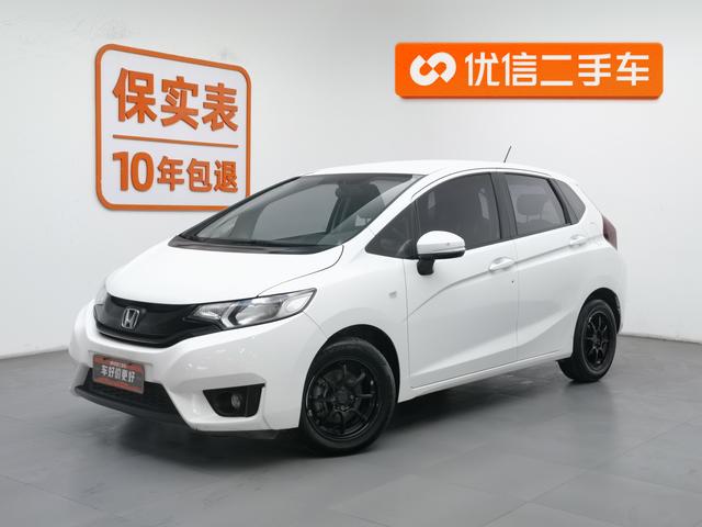 Honda Fit 2016 года выпуска