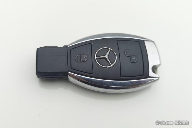 Mercedes-Benz GLK-Class 2015 GLK 260 4 MATIC — фото 6