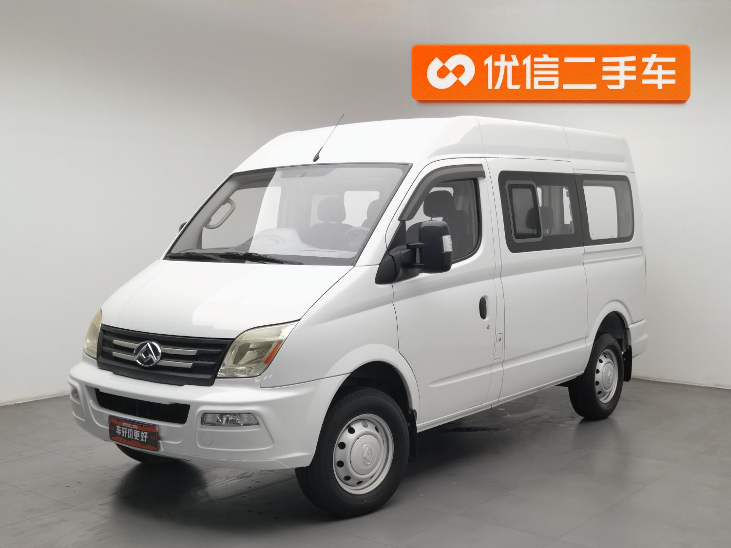 Maxus V80 2023 2.0T MT 5/6 мест